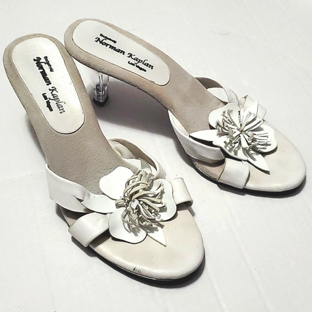 Norman Kaplan White Retro 90s Floral Bridal Party Wedding Slip On Sandals 8